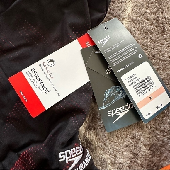 NWT Speedo Endurance One Piece Swimsuit Womens 22 - Picture 2 of 3